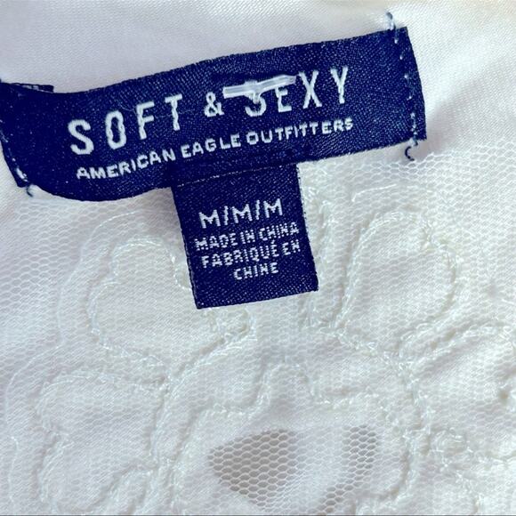 American Eagle Soft & Sexy Embroidered Back Long Sleeve Boho Peasant Top Medium - Picture 11 of 15